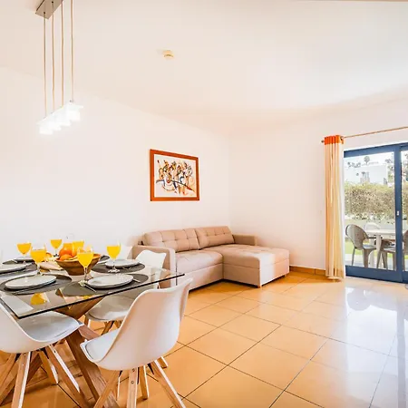 Marina Prestige Apartment *